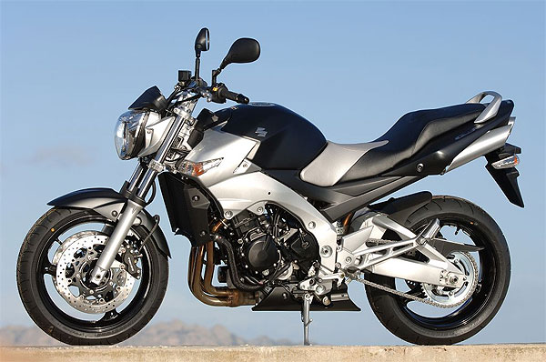 Suzuki GSR600. Продажа мотоциклов Suzuki.